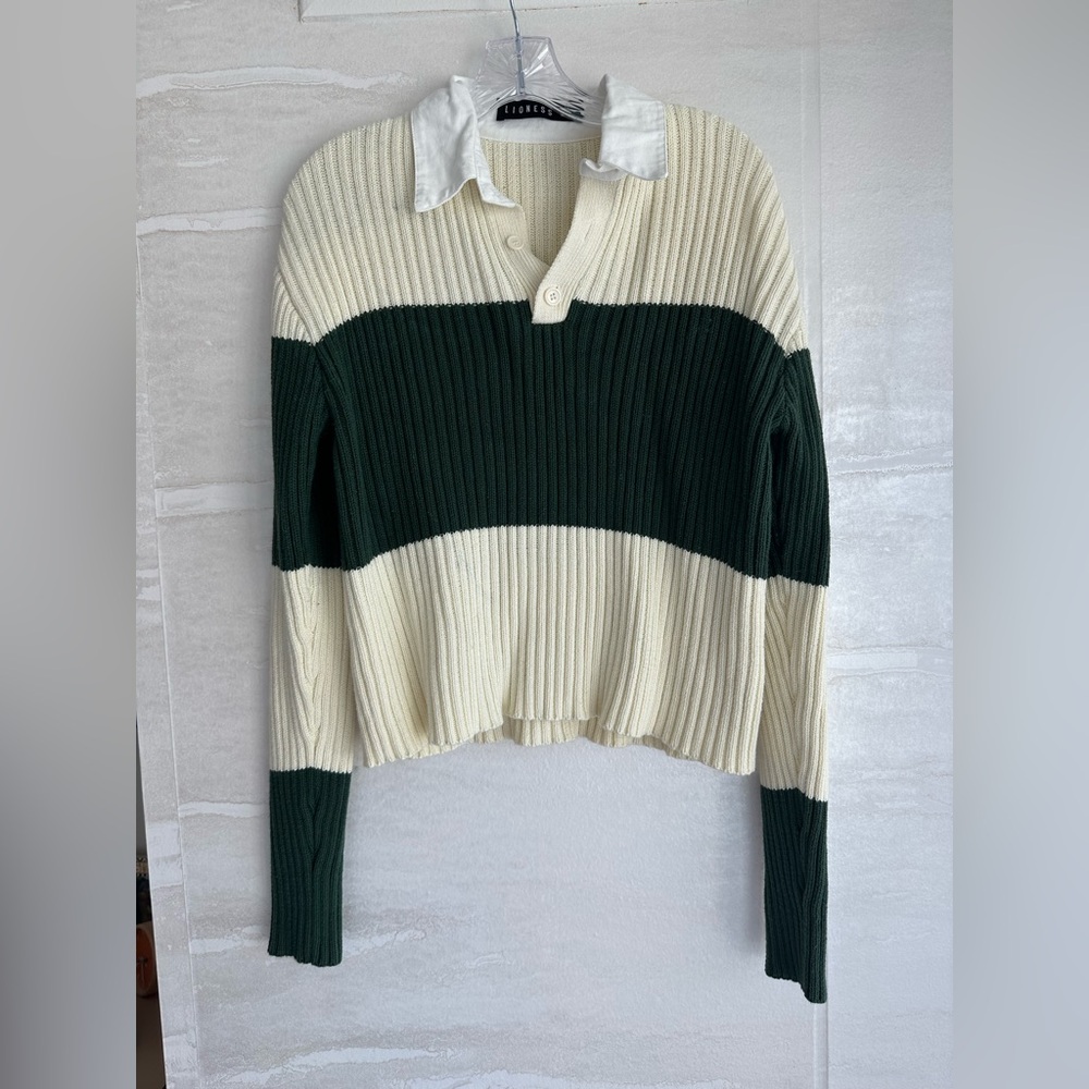 Lioness V-Neck Sweater Green and Cream Prince Rugby Top Moss Green Women’s XS